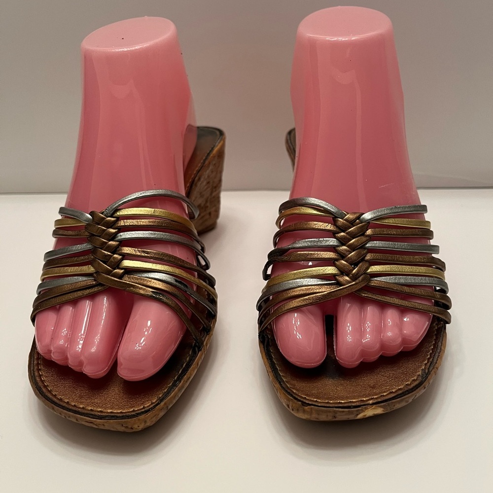 Damiani's metallic heeled sandals, size 7.5M